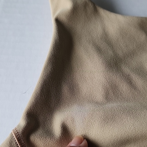 Lululemon Align High Neck Tank Top, Sheer Oak, Size 6 - Picture 8 of 10